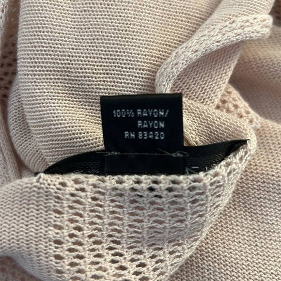 August Silk Cream Open Knit Long Sleeve Cardigan Size Small - Picture 7 of 7